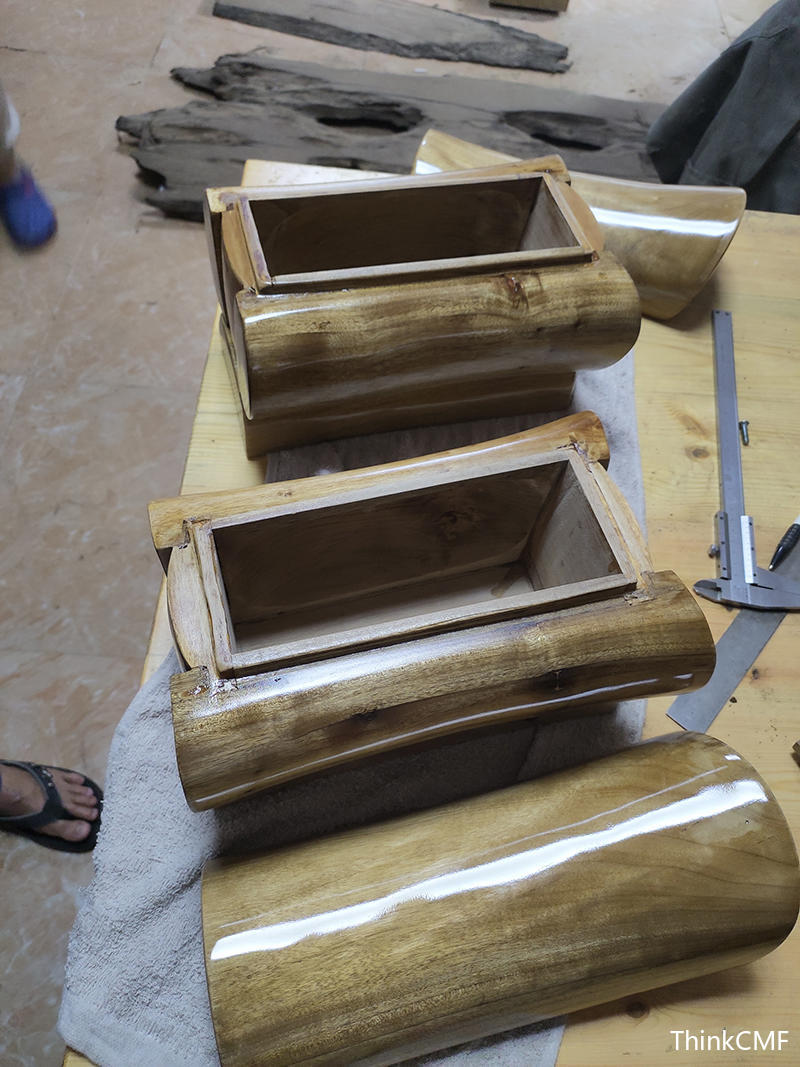 柳州金絲楠木小壽材，楠木棺材，骨灰盒廠家定制